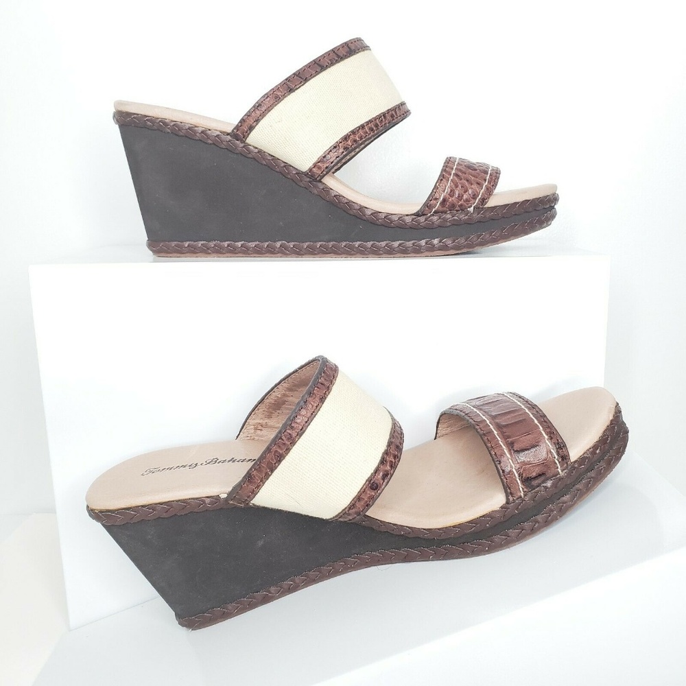 Tommy Bahama Kalawai Leather and Canvas Wedges - Picture 2 of 7